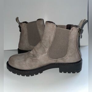 Blowfish Taupe Ankle Boots Size 7